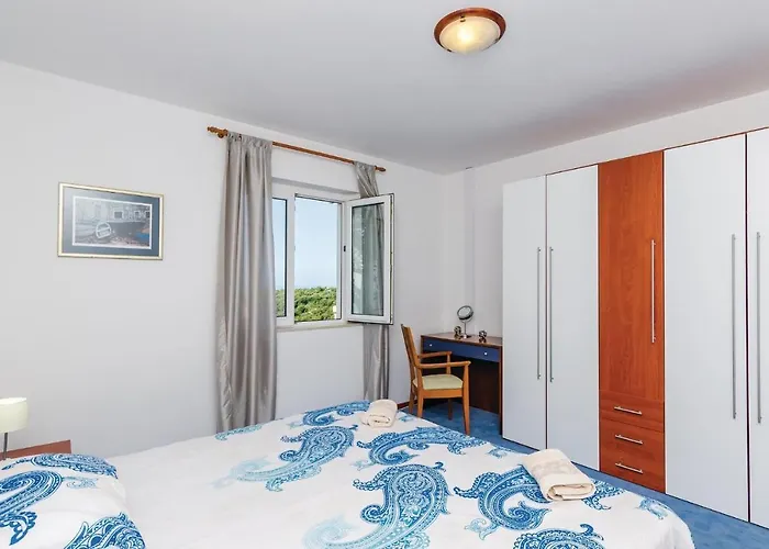 Apartment Dubrovnik With Sea View 02
